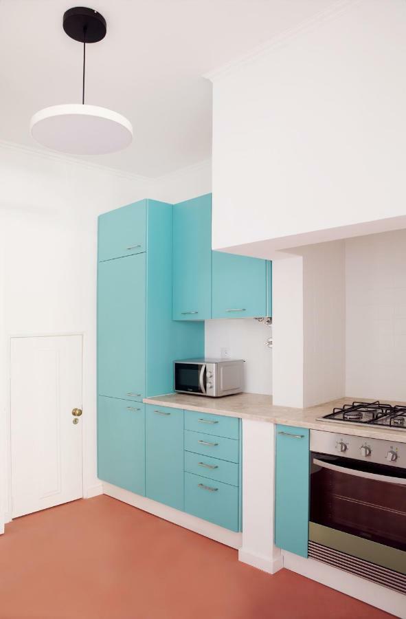 Renovated Charming Apartment With Terrace In Lapa Lisboa エクステリア 写真