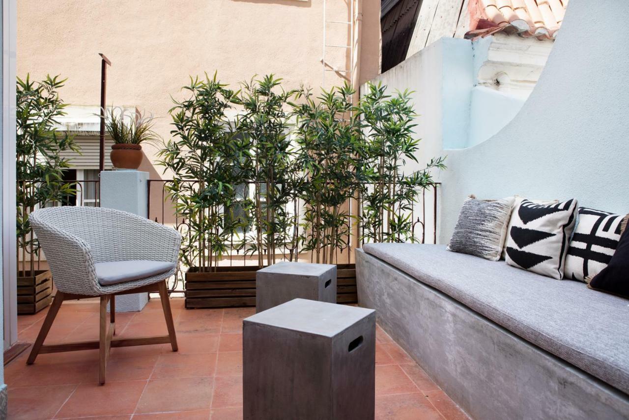 Renovated Charming Apartment With Terrace In Lapa Lisboa エクステリア 写真