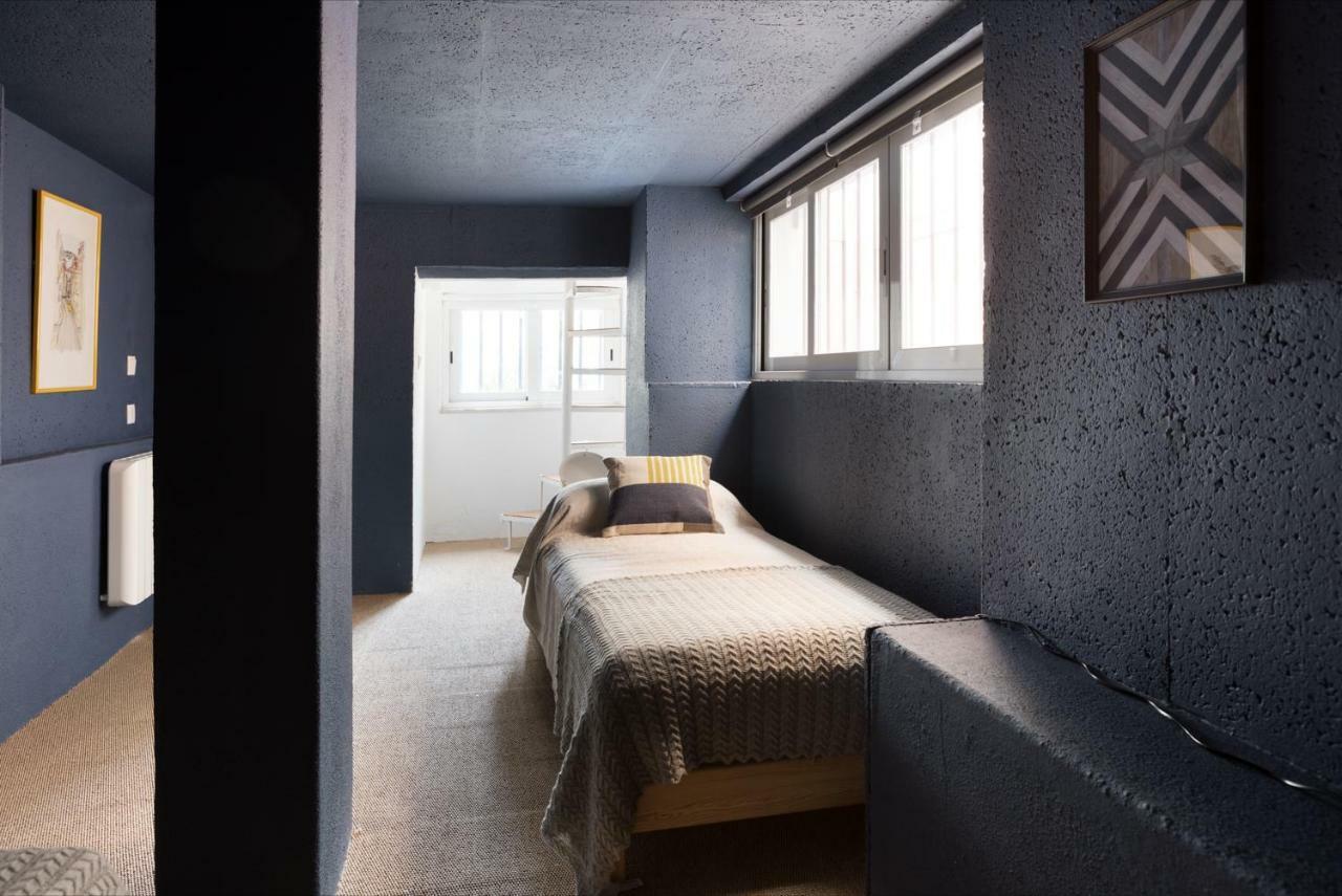 Renovated Charming Apartment With Terrace In Lapa Lisboa エクステリア 写真