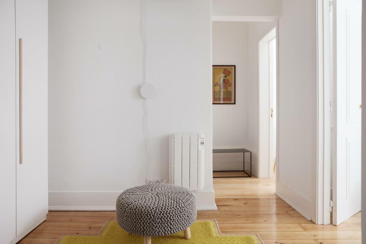 Renovated Charming Apartment With Terrace In Lapa Lisboa エクステリア 写真